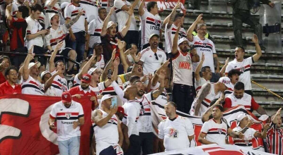 Torcedores já cobram técnico do São Paulo por desempenho fraco 1