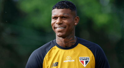 Ele ainda complementou que deve retornar antes da Copa do Mundo e que por questões físicas aind...