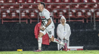 luciano-gol-sao-paulo-Rubens-Chiri-e-Paulo-Pinto-Saopaulofc.net1_